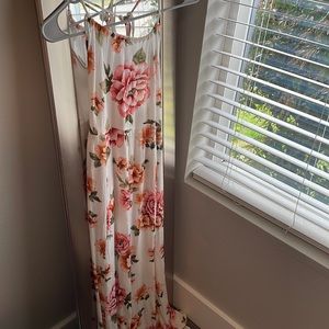 Summer dress with pockets!